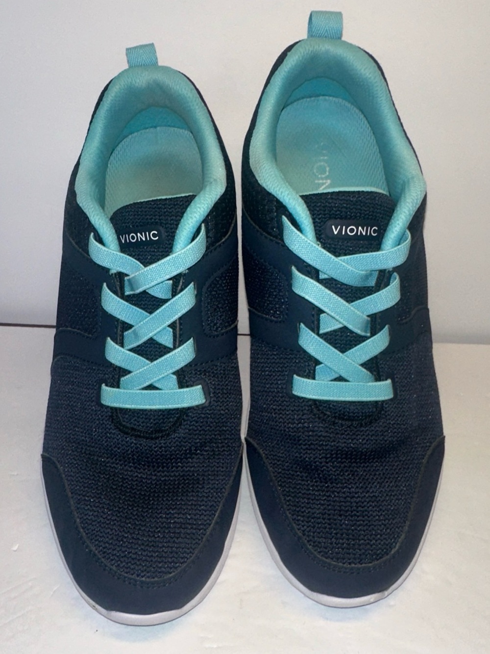 Vionic Malta Women’s Size 9 Wide Navy Mesh Walking Sneakers Comfort Shoes